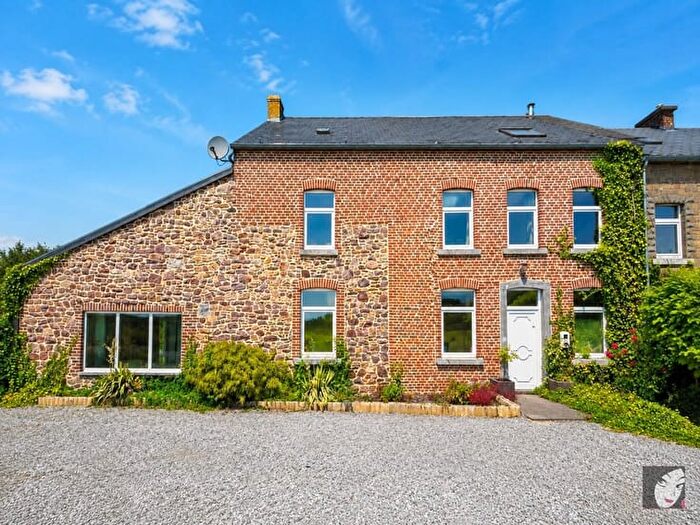 Maison 5 pièces à Rue du Chevauchoir, LESVE, à vendre