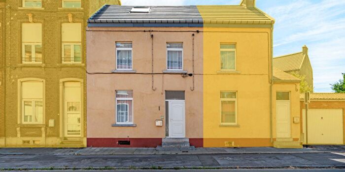 Maison 4 pièces à vendre à Rue de LUsine, Couillet