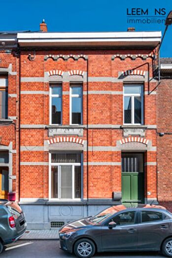 Rue Emile Vandervelde, Soignies : Maison 5 pièces à vendre