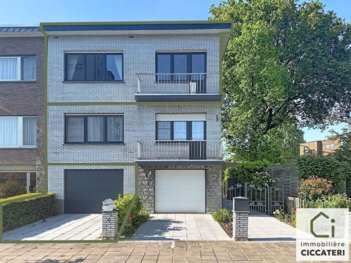 Rue Salomon Deloye, Seraing : Appartement 2 pièces à louer