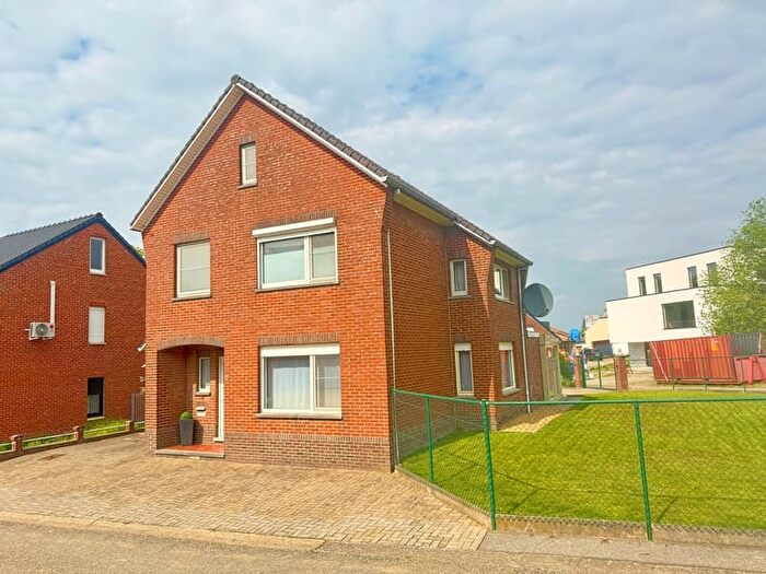 Maison 11 pièces à vendre - Tumkestraat, TongerenBorgloon