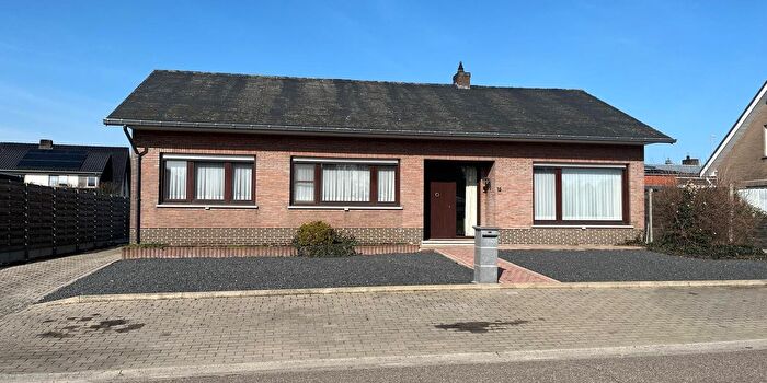Maison 3 pièces à vendre à Pater Paulstraat, Mol