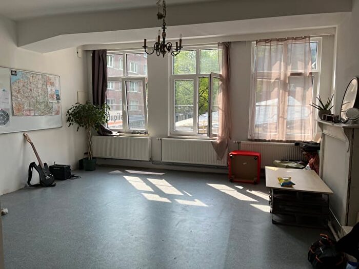 Appartement 4 pièces à louer à Rue Des Fossés Fleuris, Namur