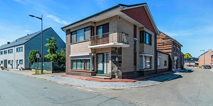 Maison 3 pièces à vendre - Dorpsstraat, Vucht