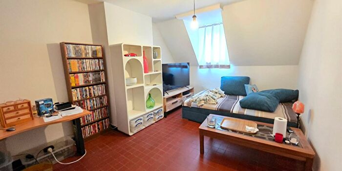 Appartement 2 pièces à Tournai, Henegouwen, à vendre