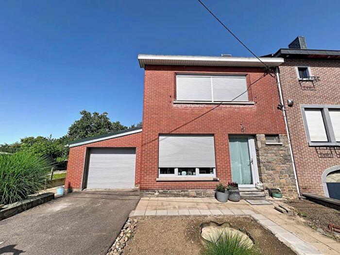 Rue Delwaide, OUPEYE - Maison 2 pièces à vendre