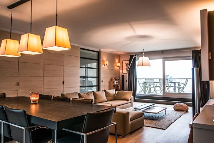 Appartement 3 pièces à vendre à Albert Ilaan, TV