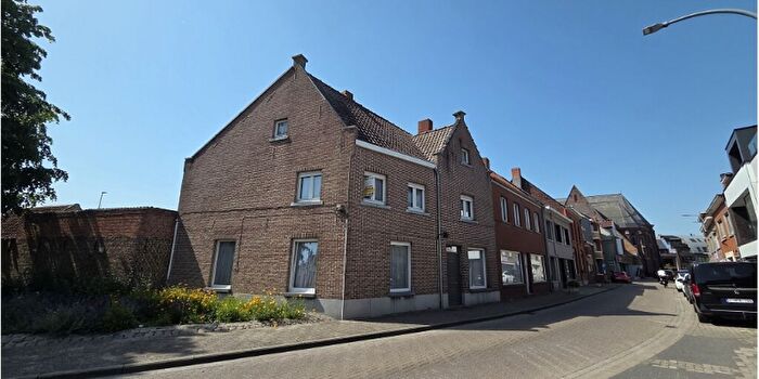 Maison 4 pièces à Torhoutsestraat, Ruddervoorde, à vendre