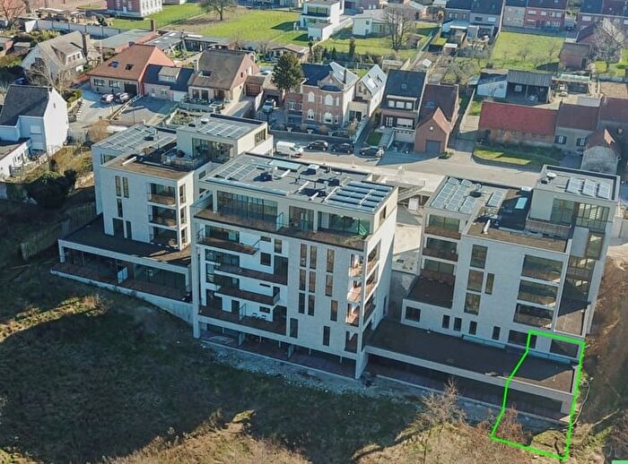 Appartement 3 pièces à Houtmarktstraat, LIEDEKERKE, à vendre