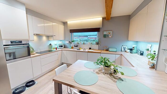 Maison 17 pièces à vendre à Dorpsstraat, Zingem