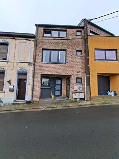 Rue d'Ormont, Châtelet - Maison 3 pièces à vendre