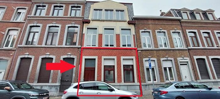 Appartement 3 pièces à vendre - Rue du Ruisseau, RDC