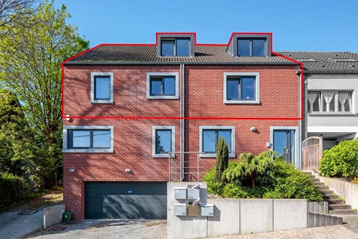 Appartement 4 pièces à Rue Cockroux, OUPEYE, à vendre