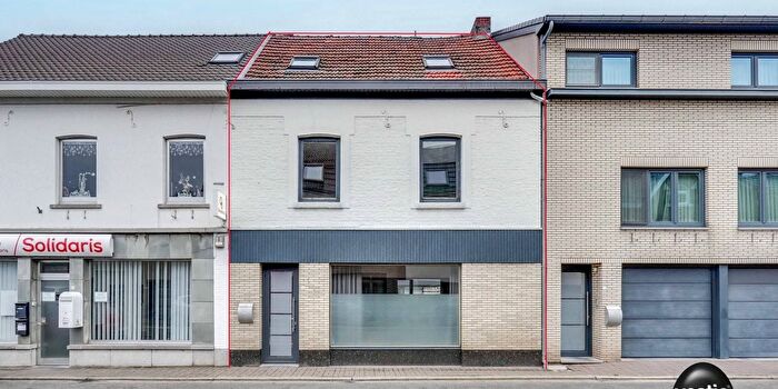 Maison 4 pièces à Steenweg, As, à vendre