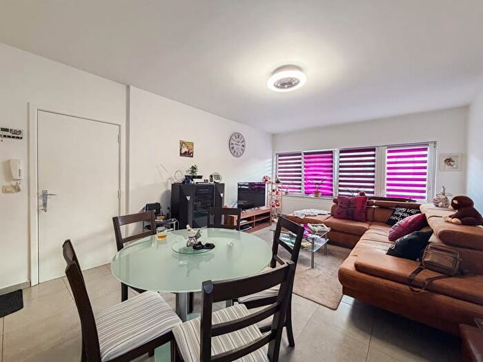 Maison 4 pièces à Rue Salvador Allende, La Louvière, à vendre