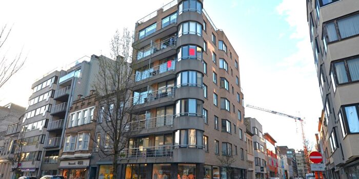 Jules Peurquaetstraat A, Oostende : Appartement 4 pièces à vendre