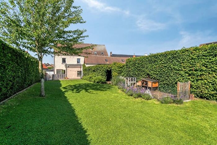 Maison 4 pièces à Buissestraat, KLUISBERGEN, à vendre