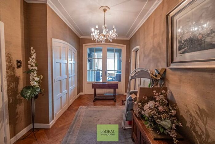 Boulevard Joseph Tirou, Charleroi : Appartement 2 pièces à vendre