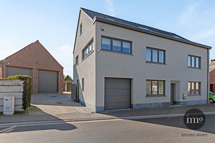 Maison 7 pièces à Zittert, Asse, à vendre