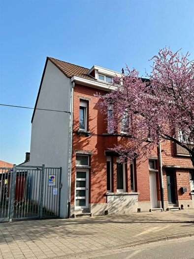Maison 4 pièces à Kattenberg, EKEREN, à vendre