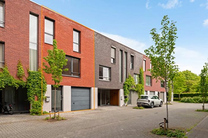 Maison 3 pièces à Windhoek, Mortsel, à vendre