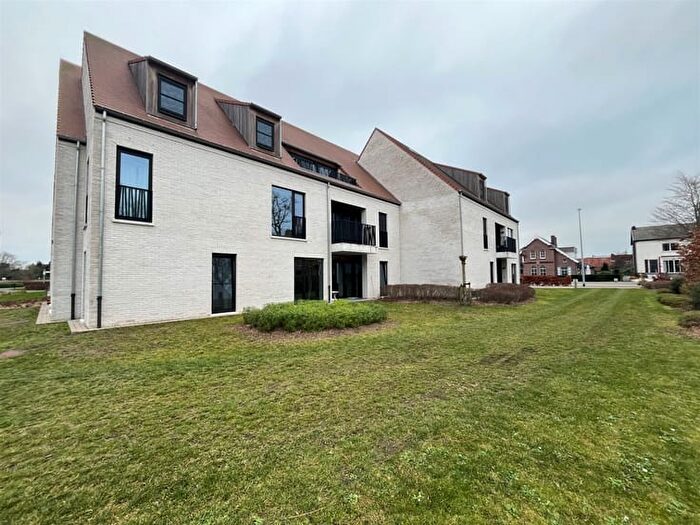 Gistelsteenweg, VARSENARE : Appartement 2 pièces à louer