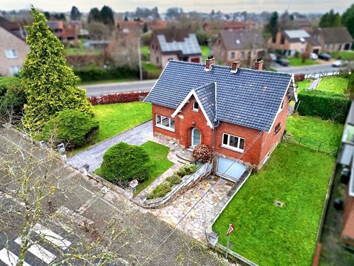 Maison 4 pièces à Rue des Coquerées, OttigniesLouvainlaNeuve, à vendre