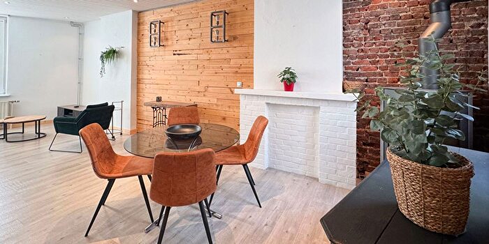 Maison 4 pièces à Rue de Campine, Liège, à louer