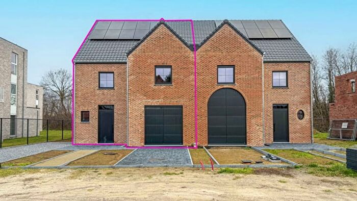 Maison 5 pièces à Tunnelstraat, Leopoldsburg, à vendre