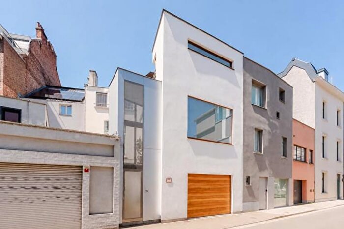 Maison 5 pièces à Gebroeders Vandeveldestraat, Gent, à vendre