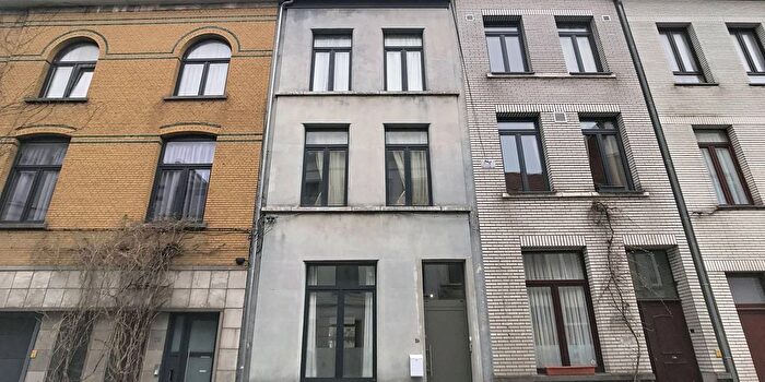 Maison 6 pièces à Florastraat, Borgerhout, à vendre