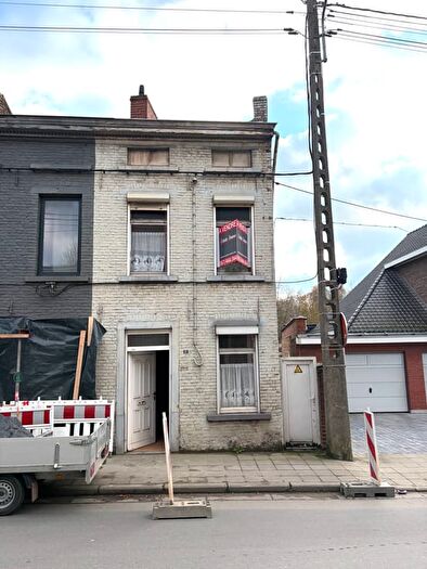 Maison 6 pièces à vendre à Rue Des Alliés, Charleroi