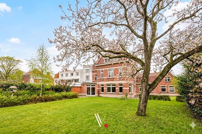 Maison 20 pièces à Schoolstraat, Izegem, à vendre