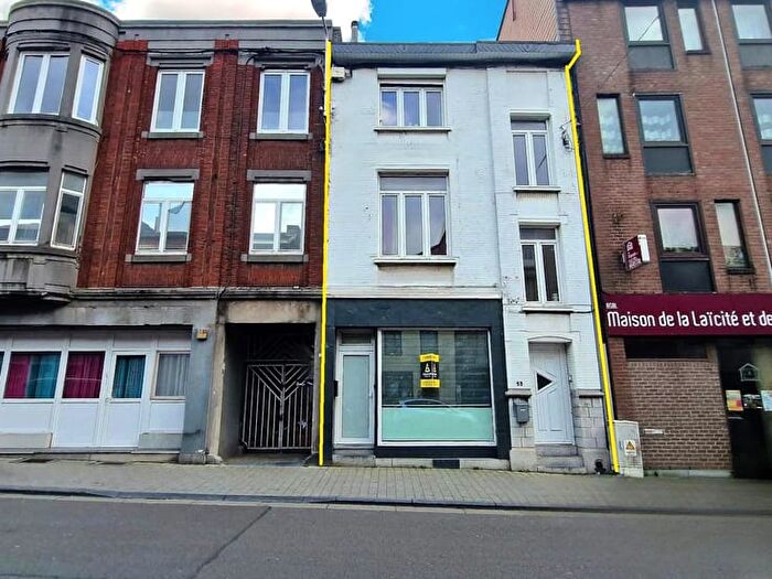 Maison 10 pièces à Rue Elisa Dumonceau, Herstal, à vendre