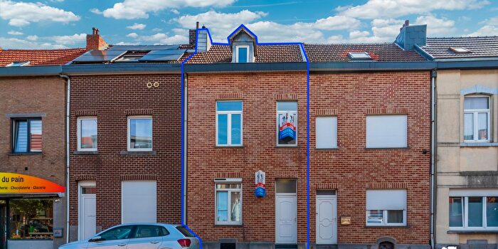 Rue des Grands Champs, SaintNicolas - Maison 2 pièces à vendre