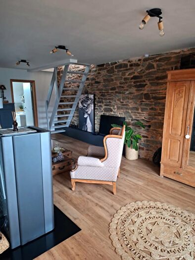 Appartement 7 pièces à de la Montagne, Paliseul, à louer