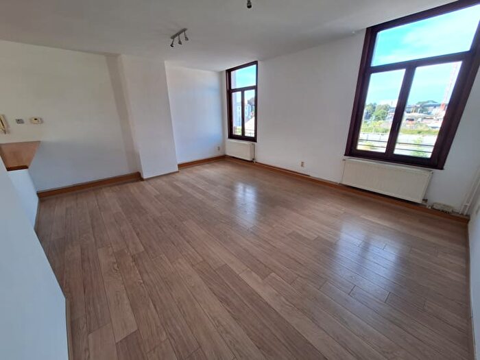 Chaussée D'antoing, Tournai - Appartement 3 pièces à louer