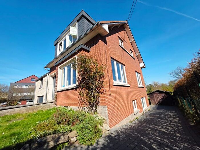 Maison 4 pièces à Rue Delval, Tubize, à vendre