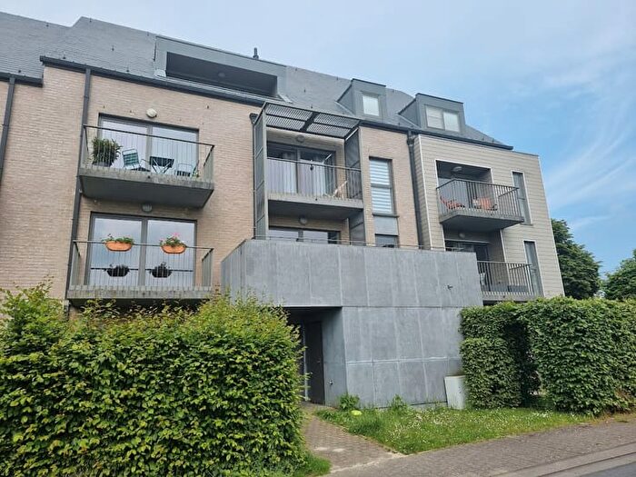 Appartement 3 pièces à Rue Des Victoria Cross, Mons, à louer