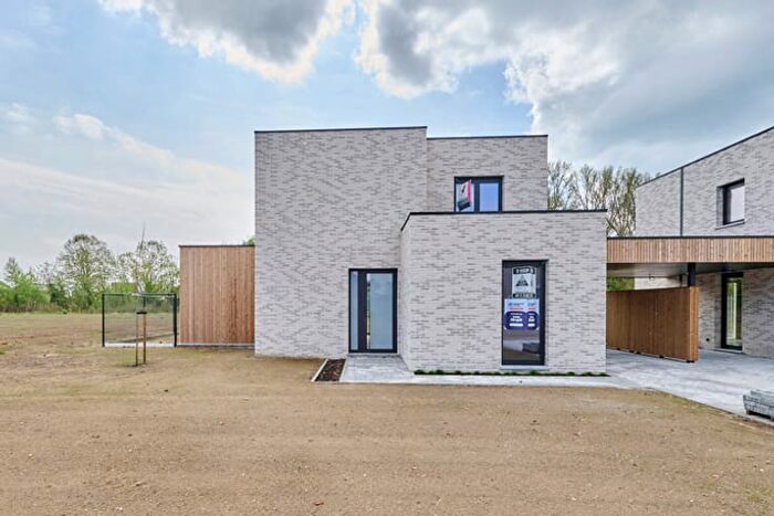 Maaseikerlaan, Lot : Maison 4 pièces à vendre