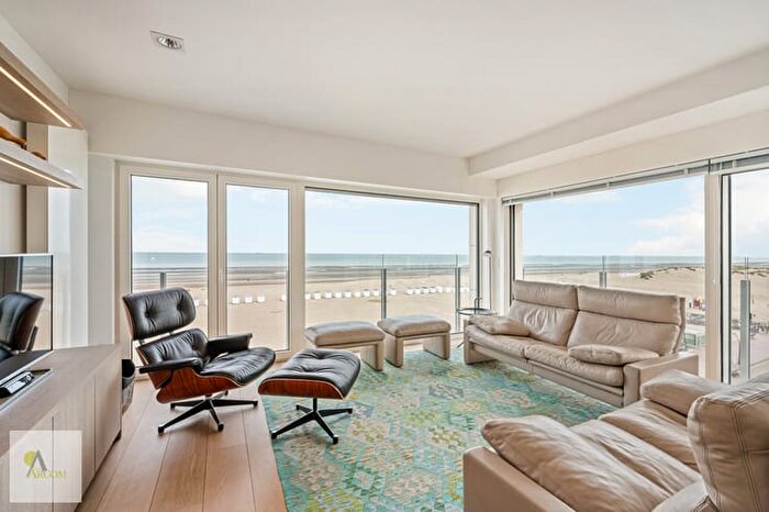 Appartement 10 pièces à ANNASTRAAT, Oostduinkerke, à vendre