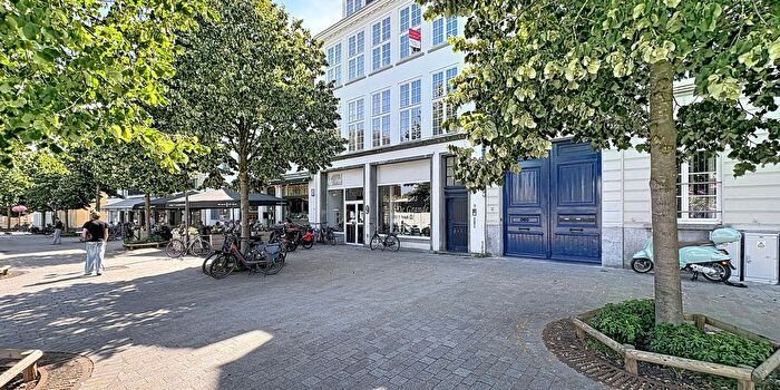 Appartement à louer - Vrijdagmarkt, Brugge