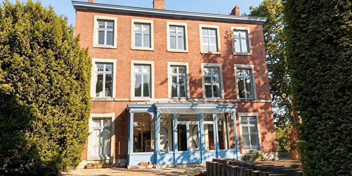 Maison 9 pièces à Liège, Luik, à vendre