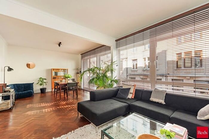 Appartement 2 pièces à Van Schoonbekestraat, Antwerpen, à louer