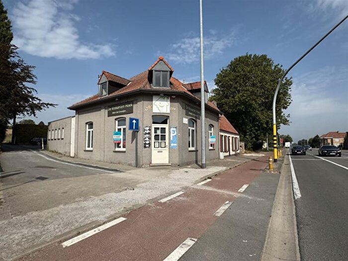 Maison 3 pièces à Doornikserijksweg, Bellegem, à vendre