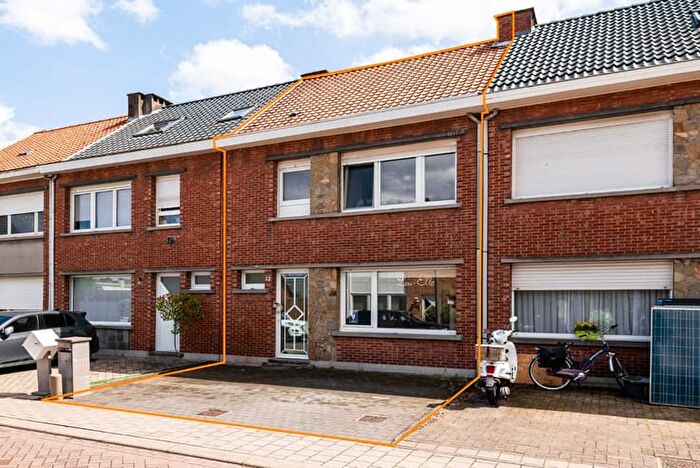 Maison 11 pièces à vendre à Jan Matstraat, Stabroek