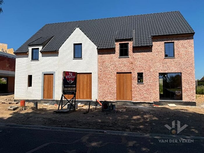 Maison 15 pièces à vendre à Russelbeekstraat thv, Diepenbeek