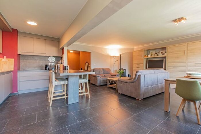 Pastorijstraat, STROMBEEKBEVER : Appartement 3 pièces à vendre
