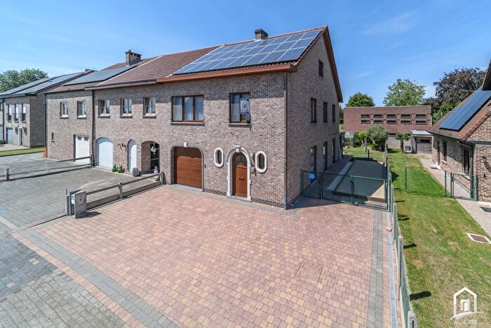 Fonteinstraat, Haaltert - Maison 17 pièces à vendre