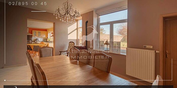 Maison 4 pièces à ForchieslaMarche, Henegouwen, à vendre